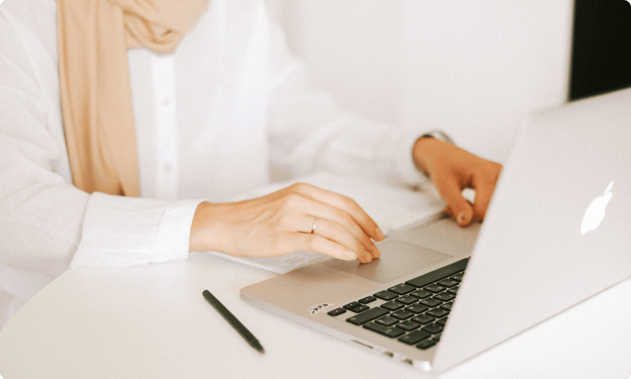 针对零基础小白的免费 AIPPT 工具清单，不花钱也能做出高级感！